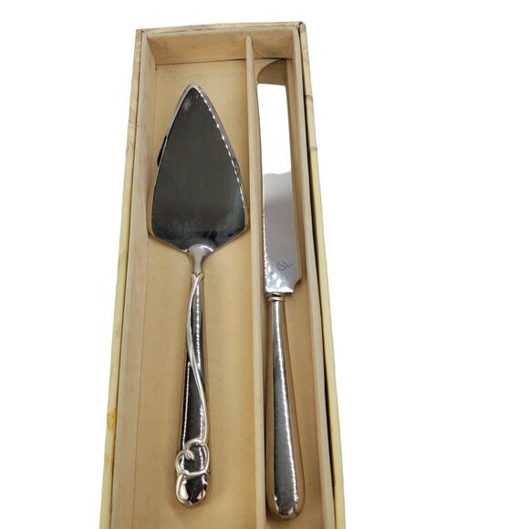 Lenox Forevermore Vtg Wedding Cake 2 Piece Silverplated Server Set Heart Knife - Picture 2 of 9